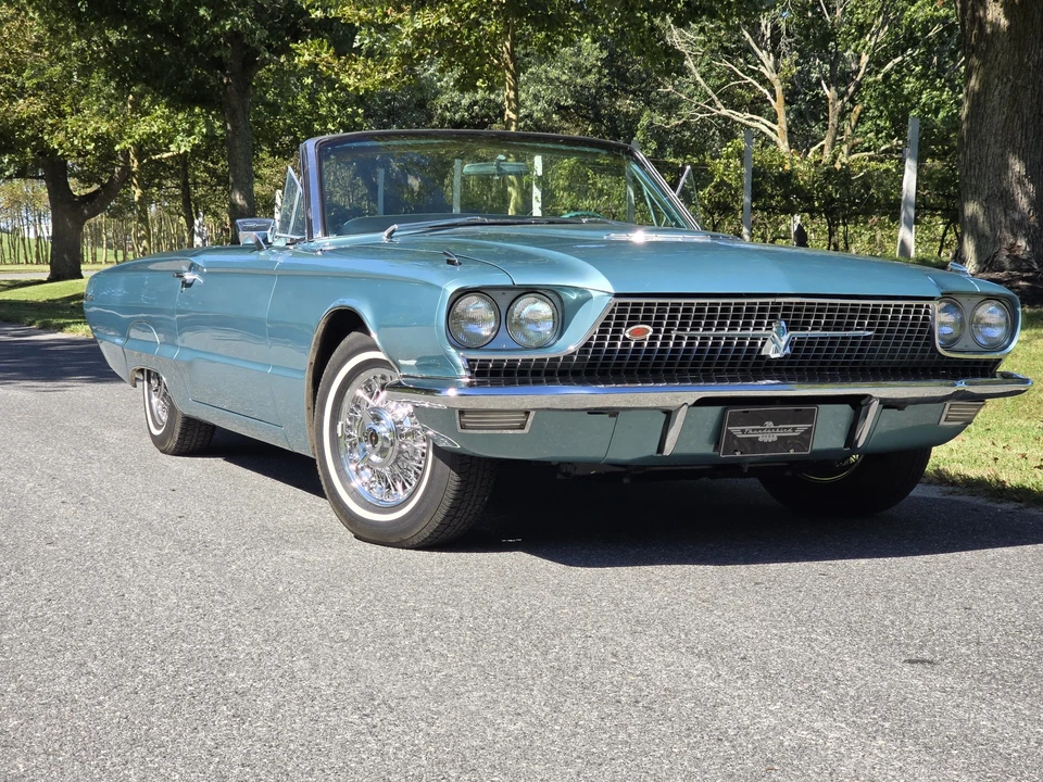1966 Ford Thunderbird 3rd Gen - Image 13 of 31