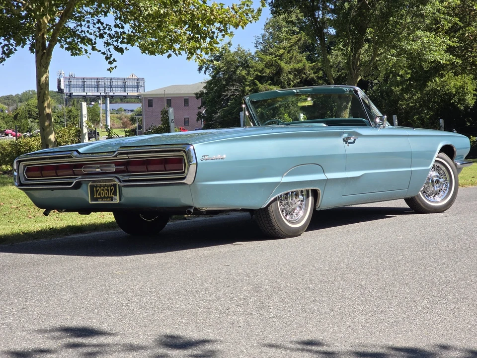 1966 Ford Thunderbird 3rd Gen - Image 22 of 31