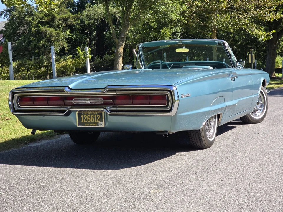 1966 Ford Thunderbird 3rd Gen - Image 25 of 31