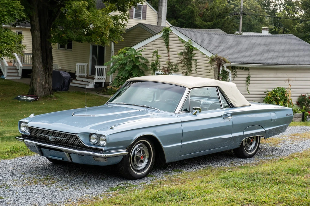 1966 Ford Thunderbird 4th Gen - Image 10 of 31