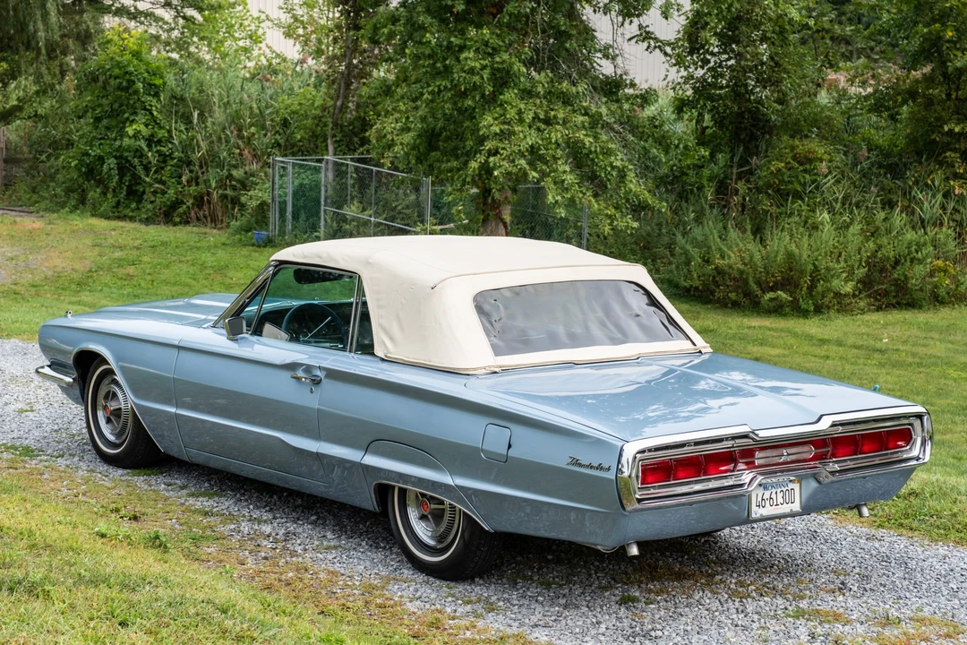 1966 Ford Thunderbird 4th Gen - Image 19 of 31