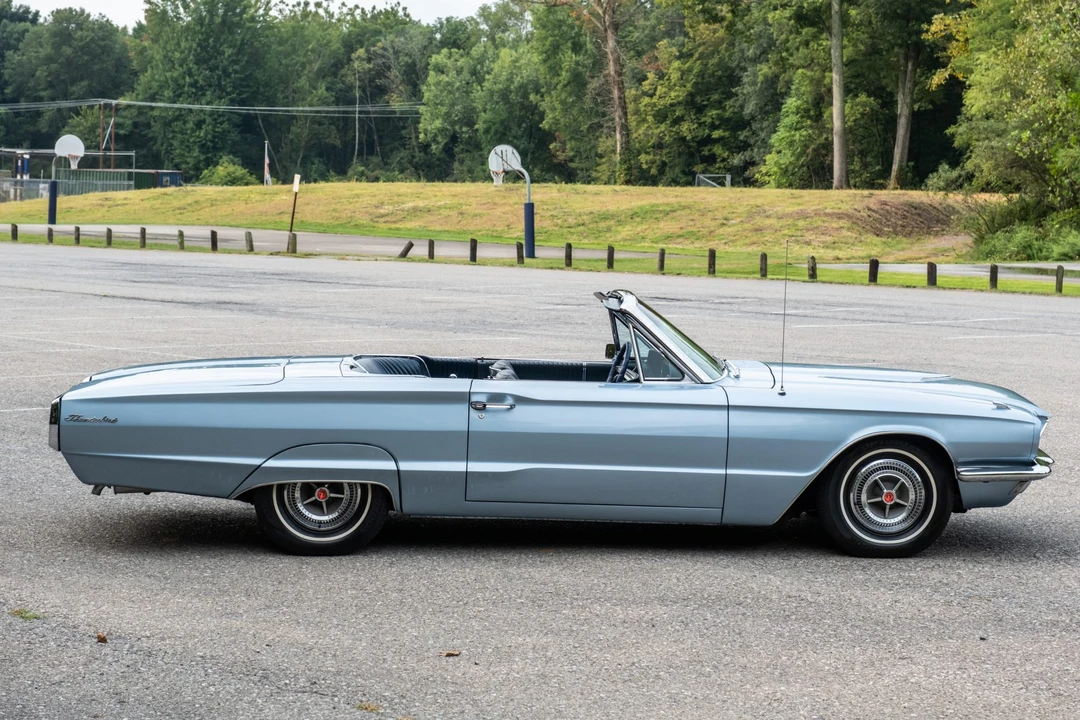 1966 Ford Thunderbird 4th Gen - Image 4 of 31