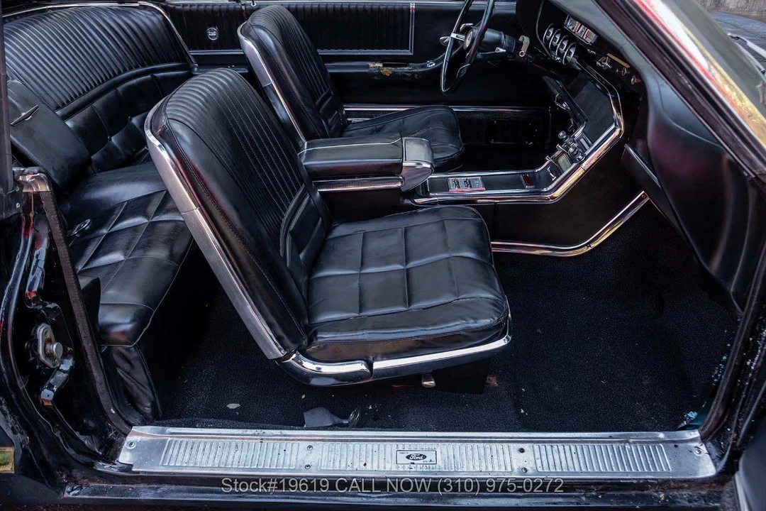 1966 Ford Thunderbird 4th Gen - Image 21 of 31