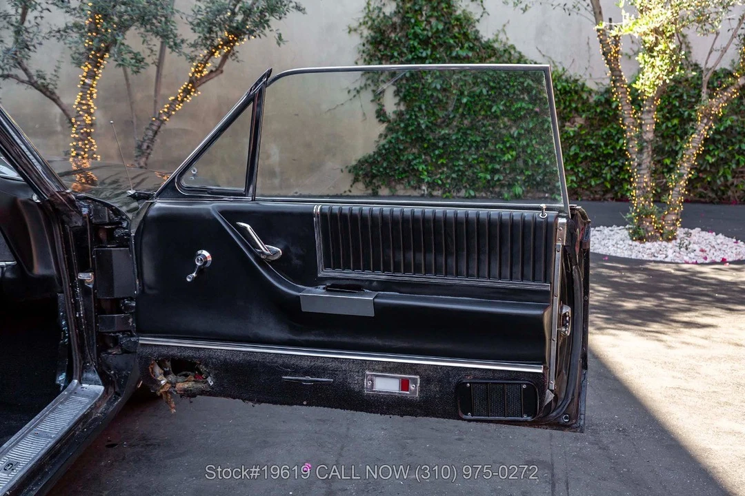 1966 Ford Thunderbird 4th Gen - Image 24 of 31