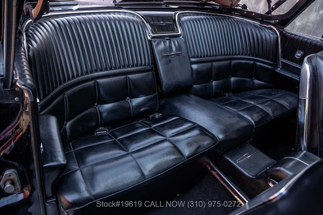 1966 Ford Thunderbird 4th Gen - Image 22 of 31