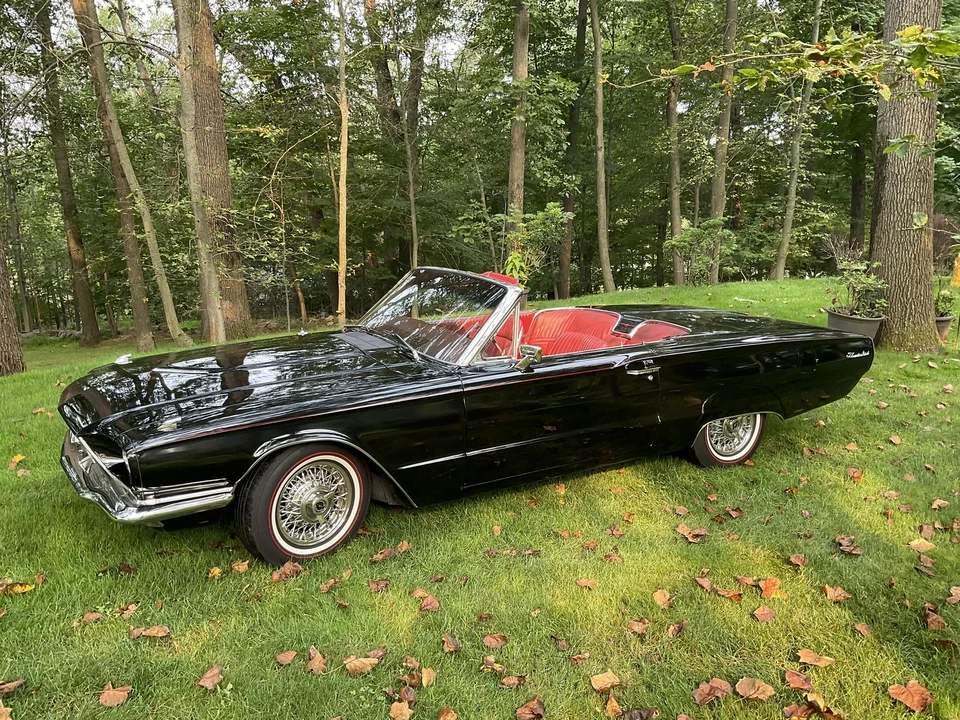 1966 Ford Thunderbird 3rd Gen - Image 9 of 31