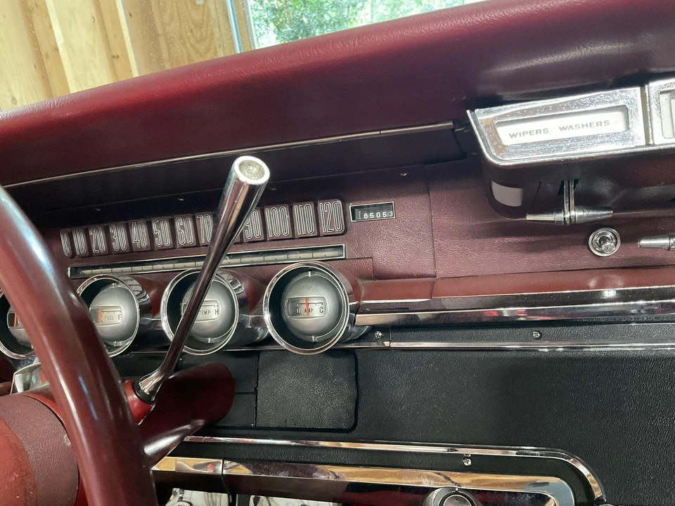 1966 Ford Thunderbird 3rd Gen - Image 30 of 31