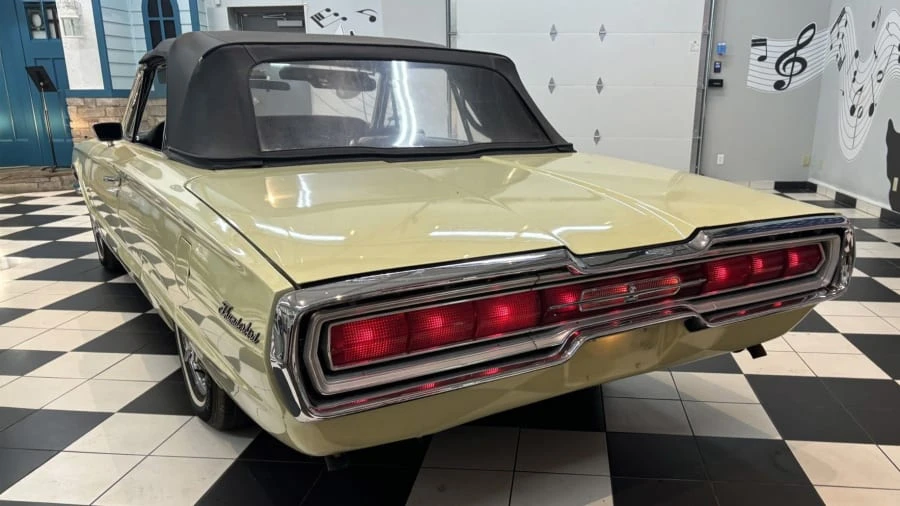 1966 Ford Thunderbird 4th Gen - Image 19 of 31