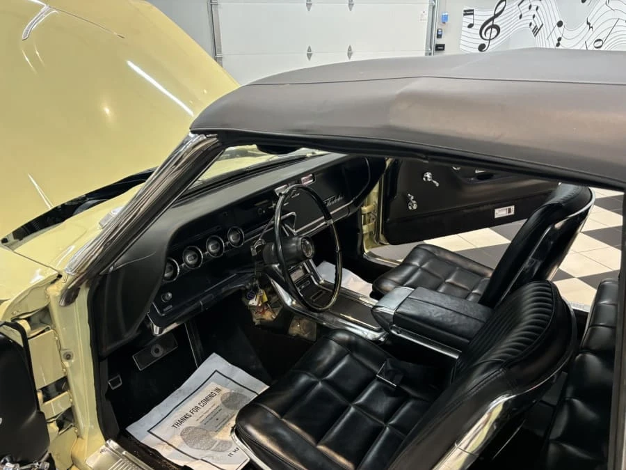 1966 Ford Thunderbird 4th Gen - Image 21 of 31