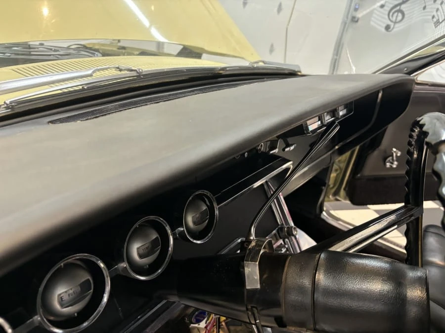 1966 Ford Thunderbird 4th Gen - Image 28 of 31