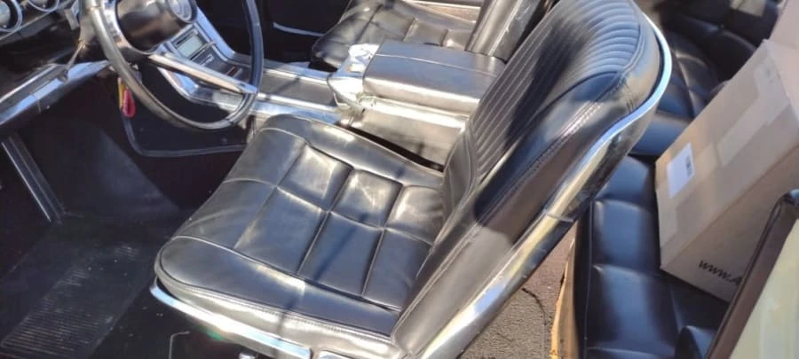 1966 Ford Thunderbird 4th Gen - Image 30 of 31