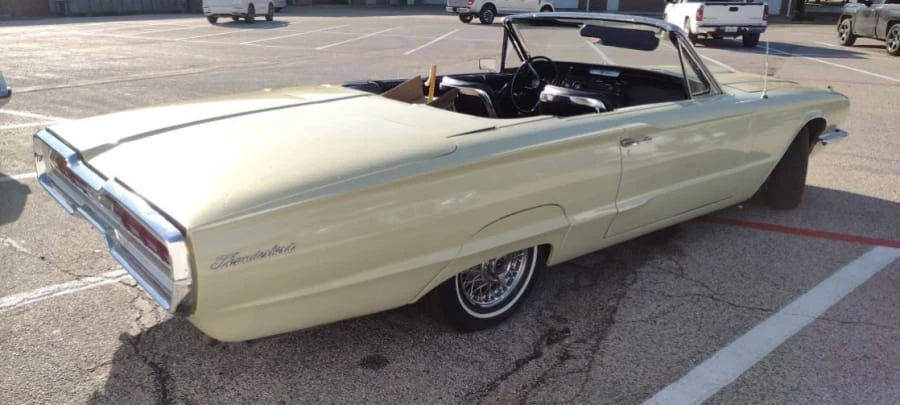 1966 Ford Thunderbird 4th Gen - Image 15 of 31