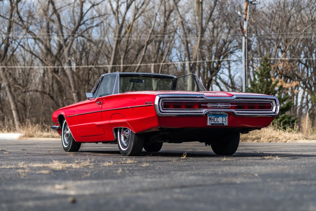 1966 Ford Thunderbird 4th Gen - Image 17 of 31