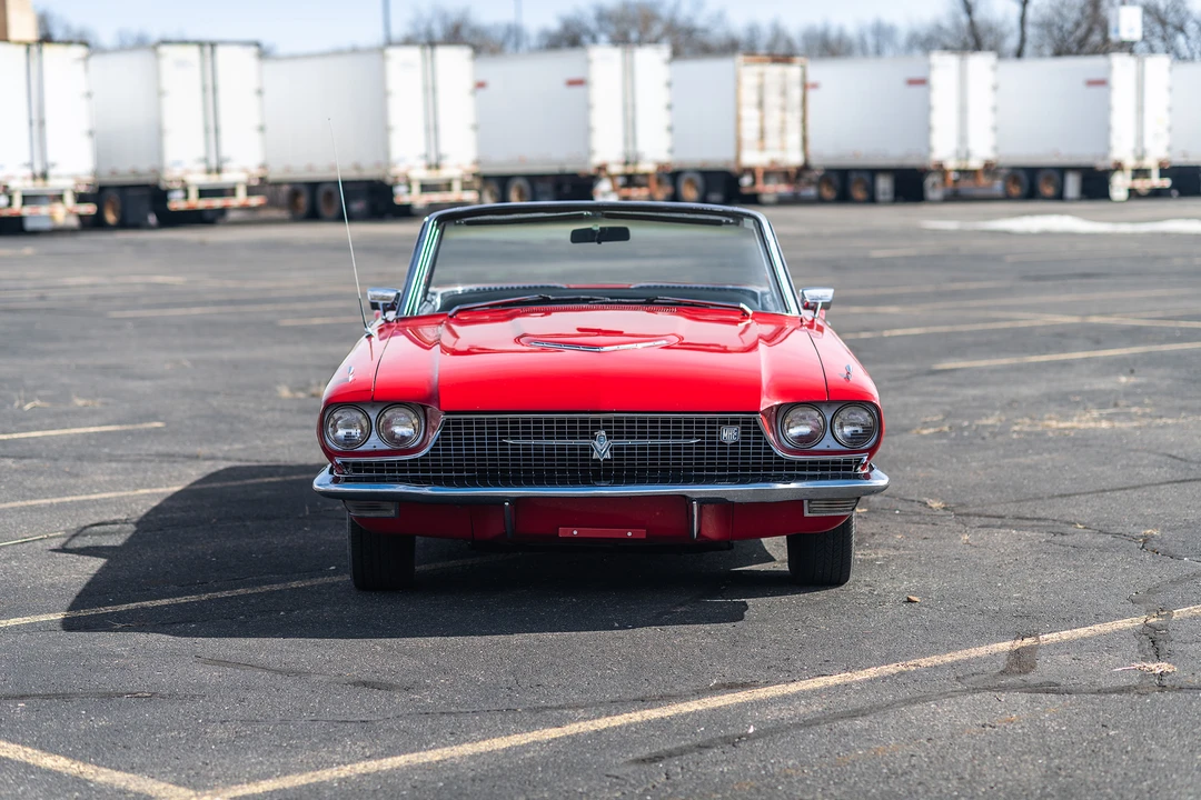 1966 Ford Thunderbird 4th Gen - Image 22 of 31