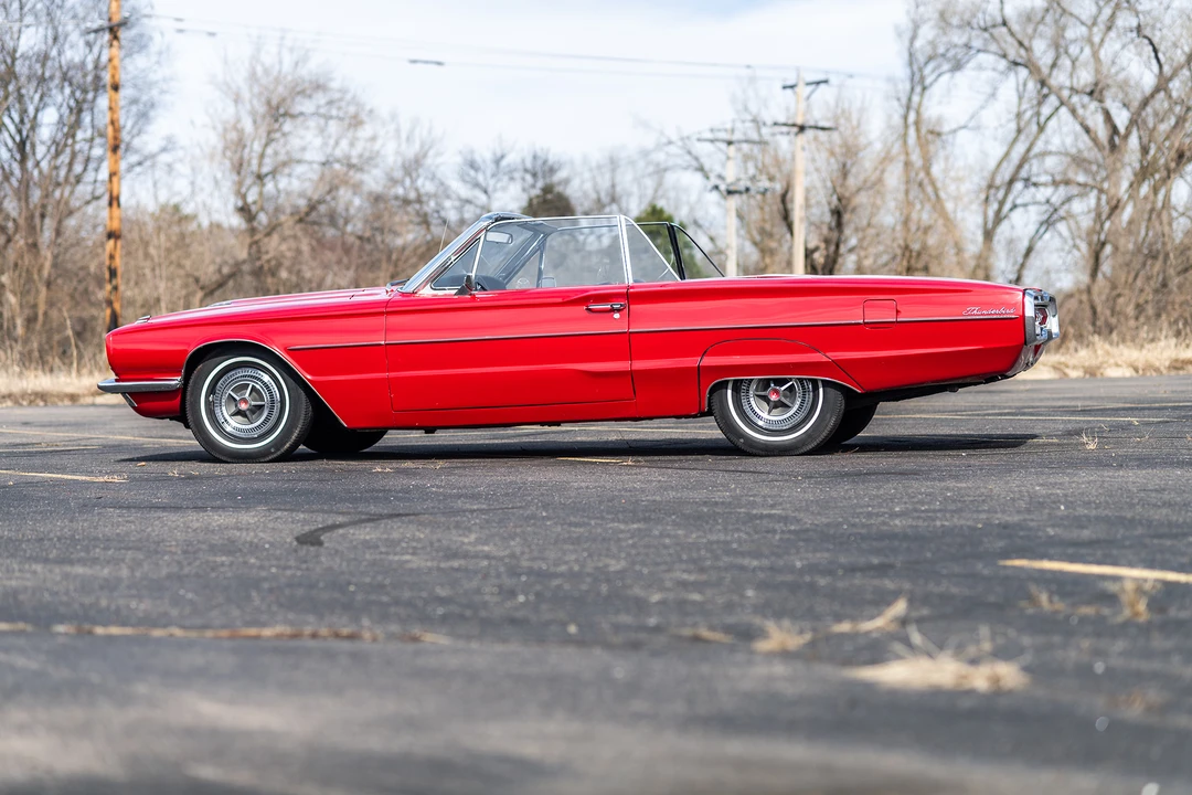 1966 Ford Thunderbird 4th Gen - Image 19 of 31