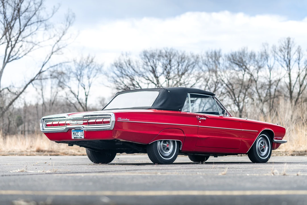 1966 Ford Thunderbird 4th Gen - Image 28 of 31