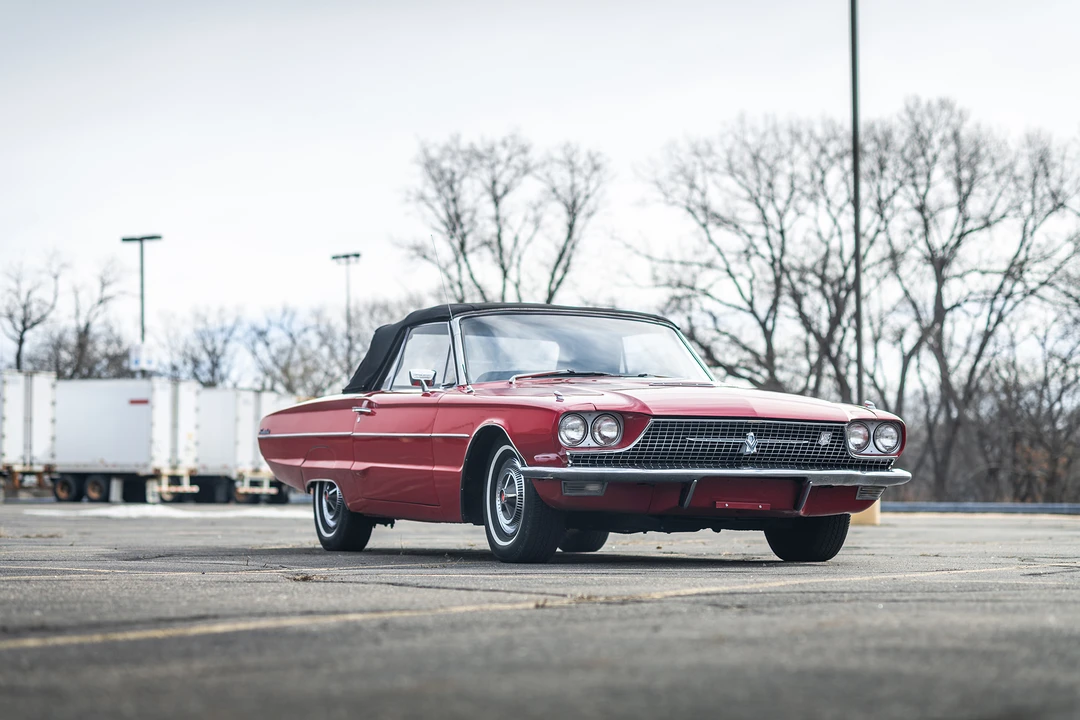 1966 Ford Thunderbird 4th Gen - Image 24 of 31