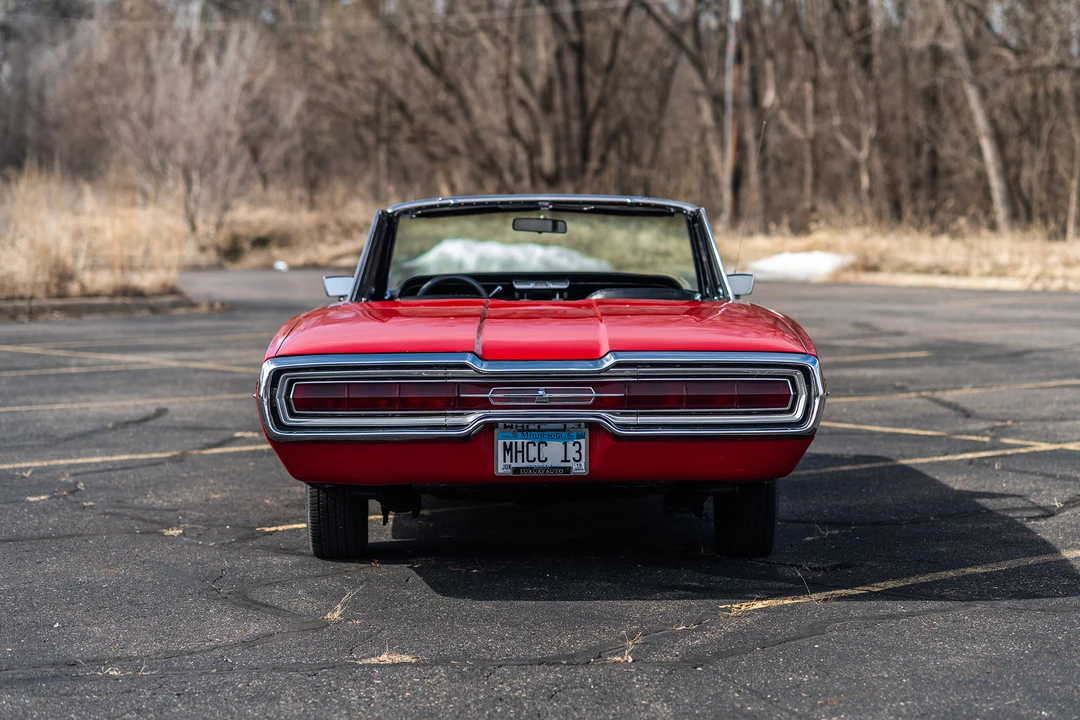 1966 Ford Thunderbird 4th Gen - Image 14 of 31