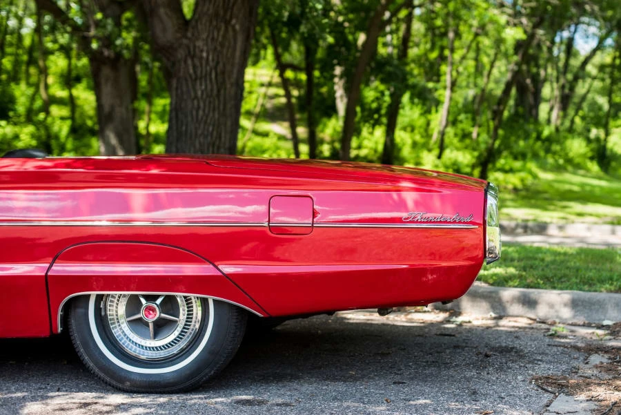 1966 Ford Thunderbird 4th Gen - Image 7 of 12