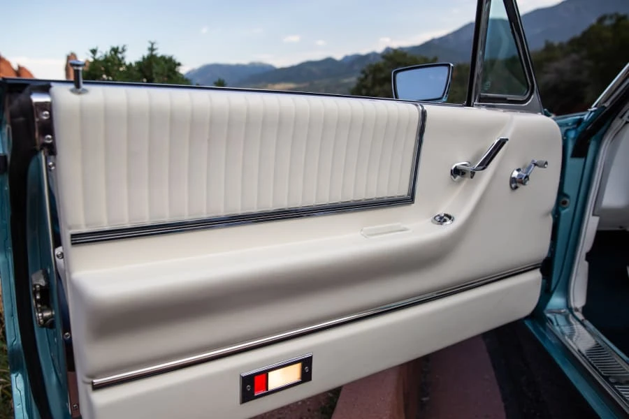 1966 Ford Thunderbird 4th Gen - Image 12 of 18