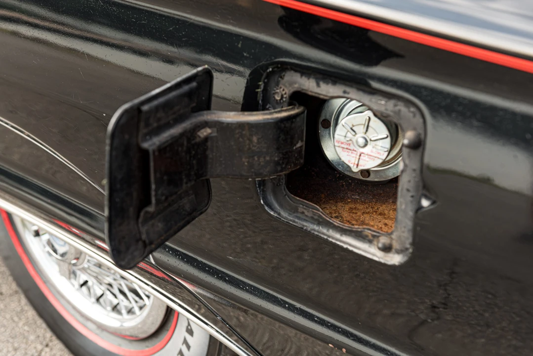 1966 Ford Thunderbird 4th Gen - Image 29 of 31