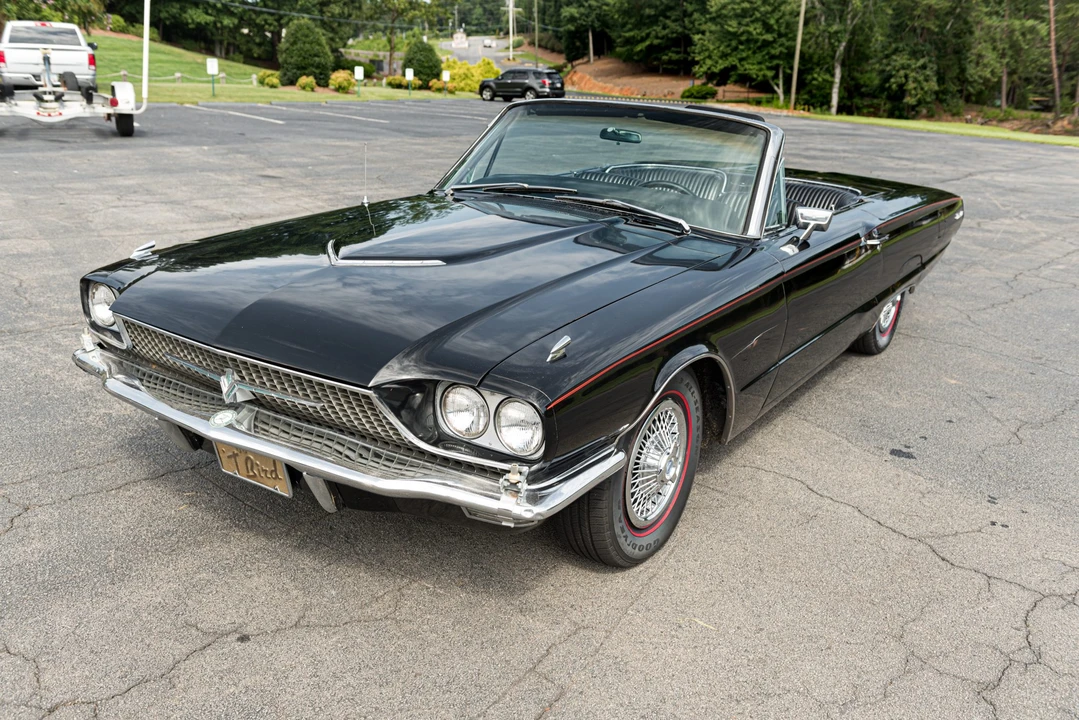 1966 Ford Thunderbird 4th Gen - Image 2 of 31