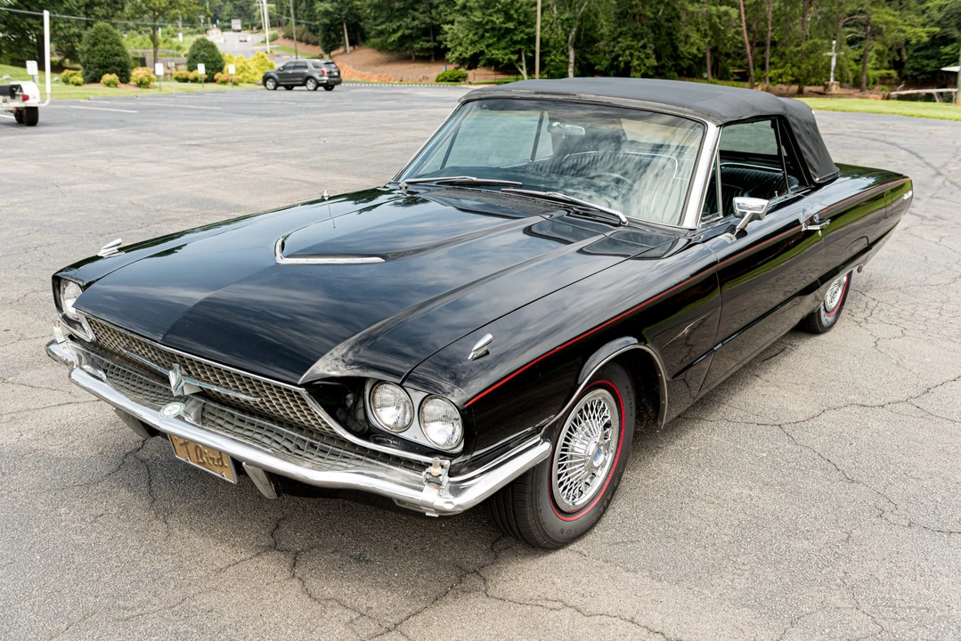 1966 Ford Thunderbird 4th Gen - Image 10 of 31