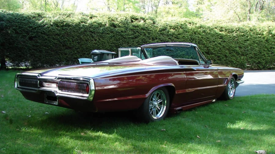 1966 Ford Thunderbird 4th Gen - Image 2 of 6