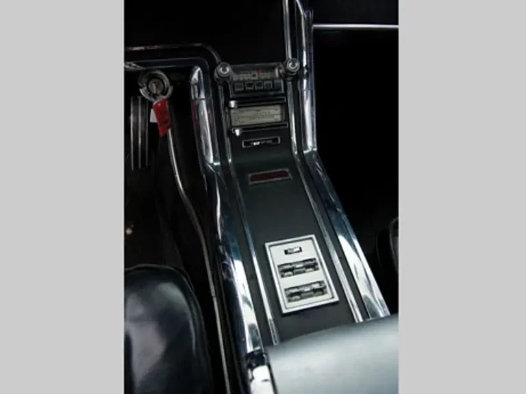 1966 Ford Thunderbird 4th Gen - Image 19 of 24