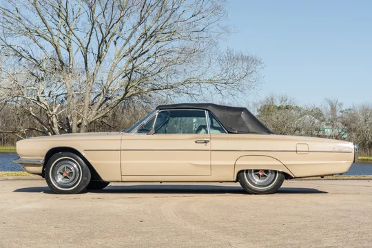 1966 Ford Thunderbird 4th Gen - Image 4 of 31