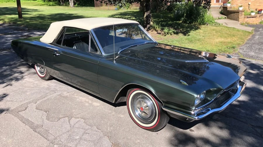 1966 Ford Thunderbird 4th Gen - Image 10 of 10
