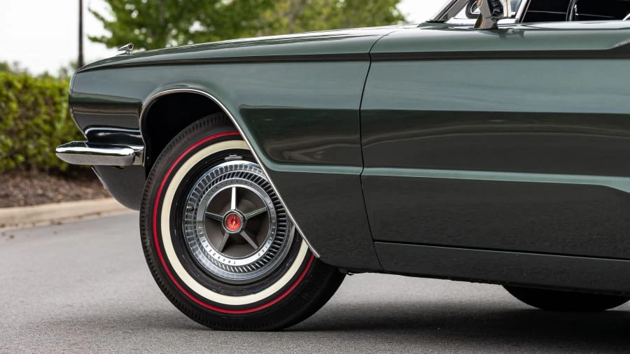 1966 Ford Thunderbird 4th Gen - Image 18 of 31