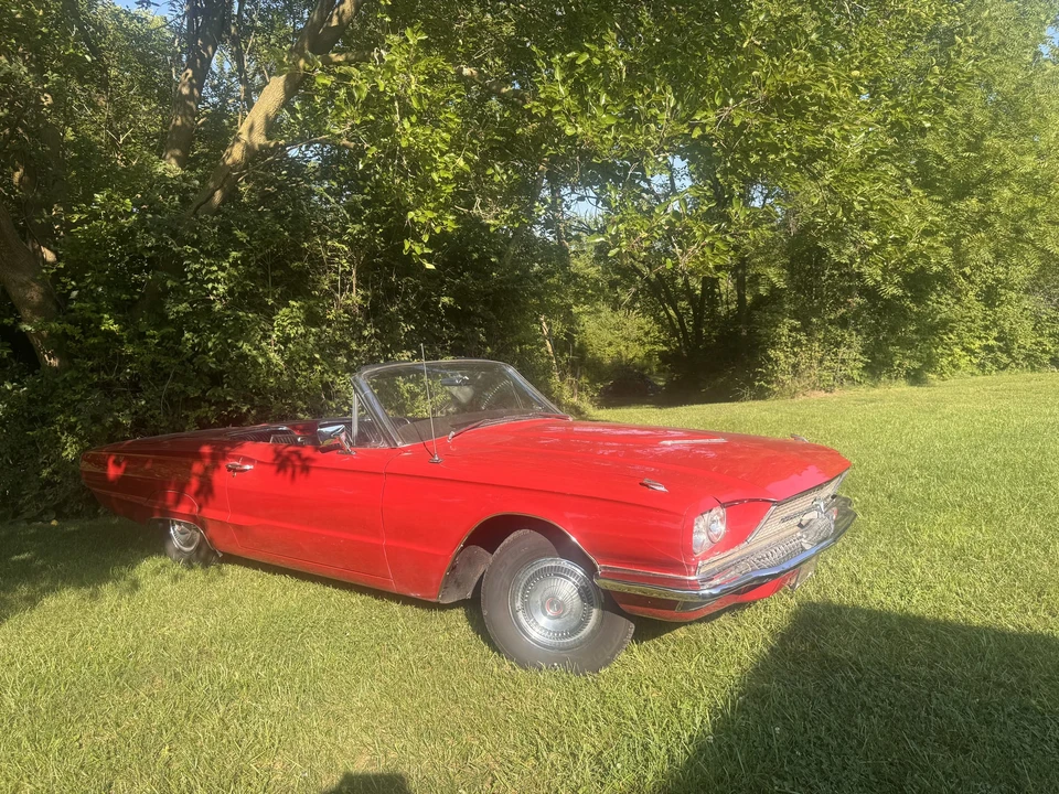 1966 Ford Thunderbird 4th Gen - Image 11 of 31