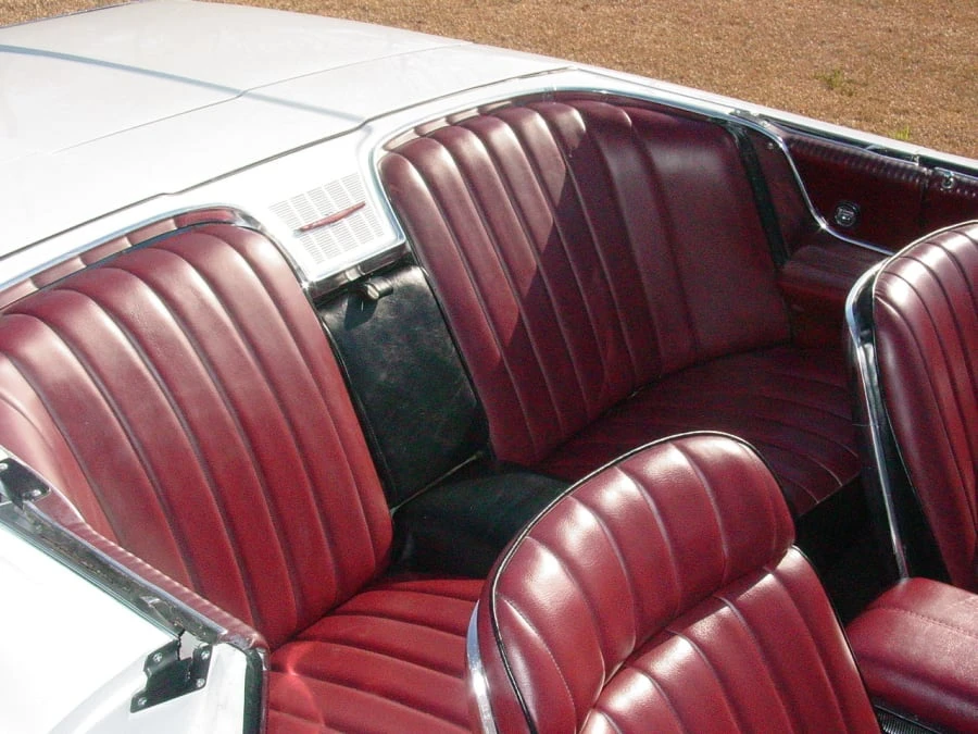 1966 Ford Thunderbird 4th Gen - Image 6 of 8