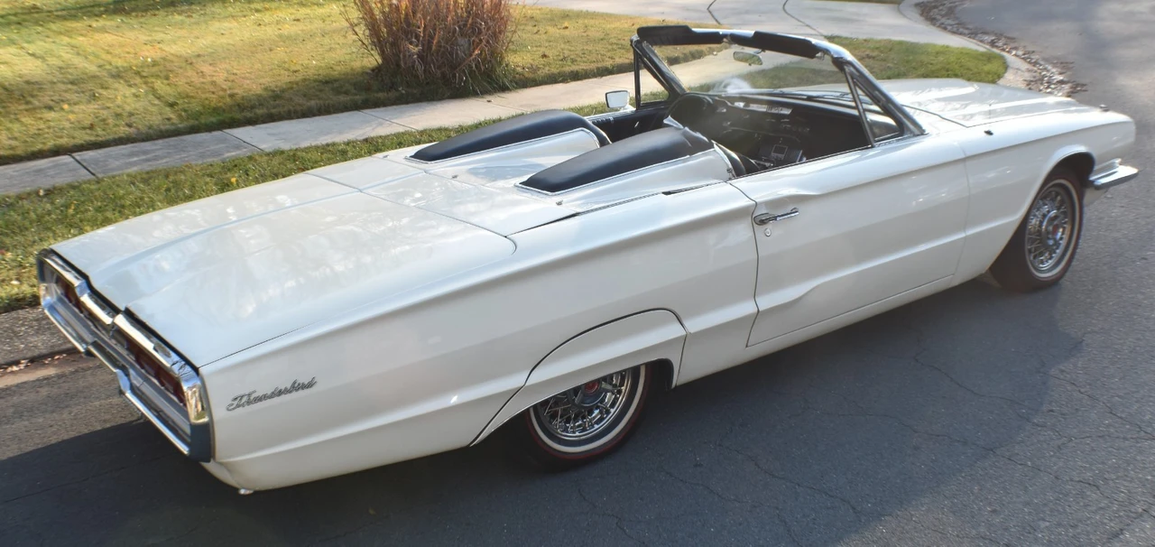 1966 Ford Thunderbird 4th Gen - Image 11 of 21
