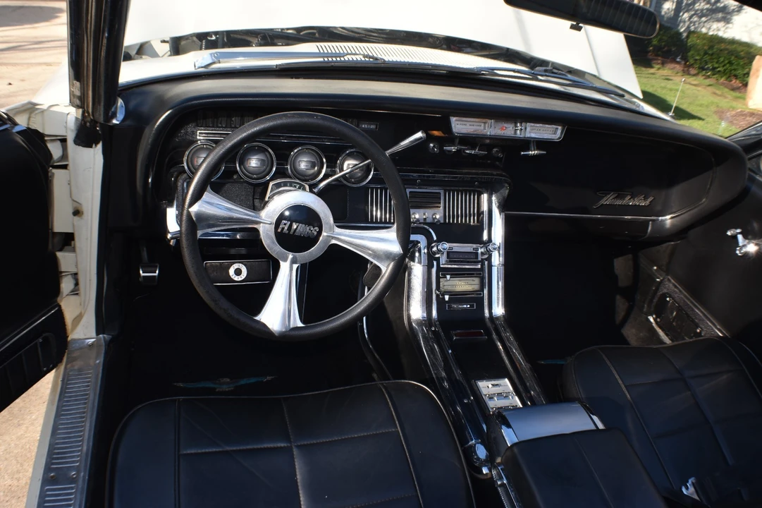 1966 Ford Thunderbird 4th Gen - Image 19 of 21
