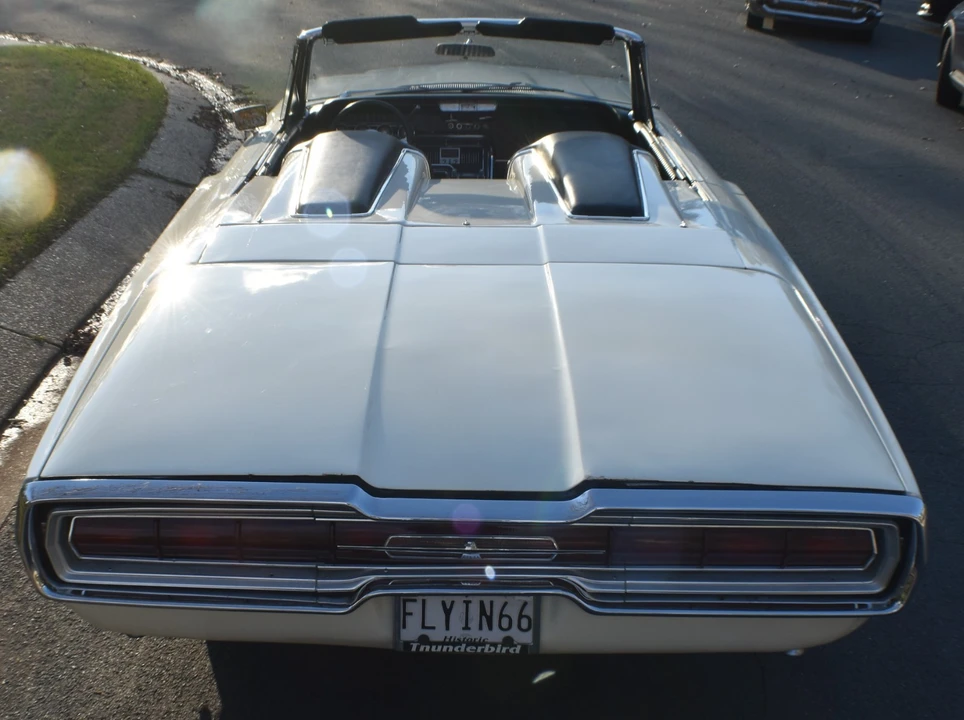 1966 Ford Thunderbird 4th Gen - Image 9 of 21