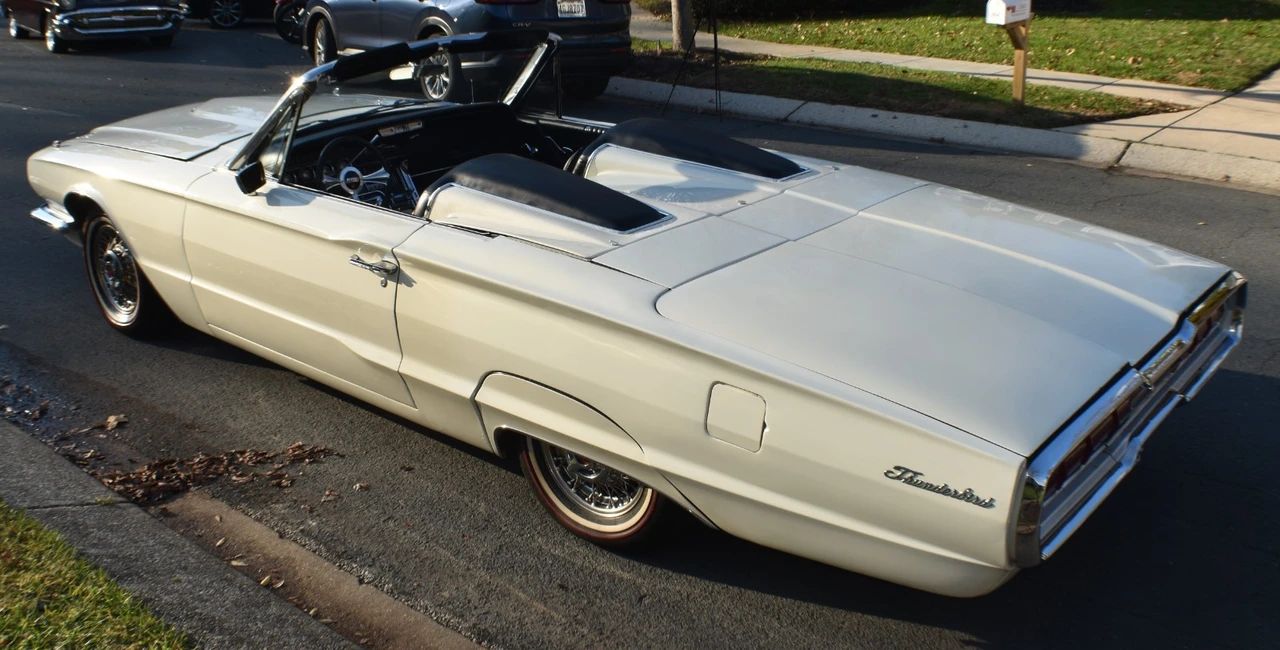 1966 Ford Thunderbird 4th Gen - Image 7 of 21