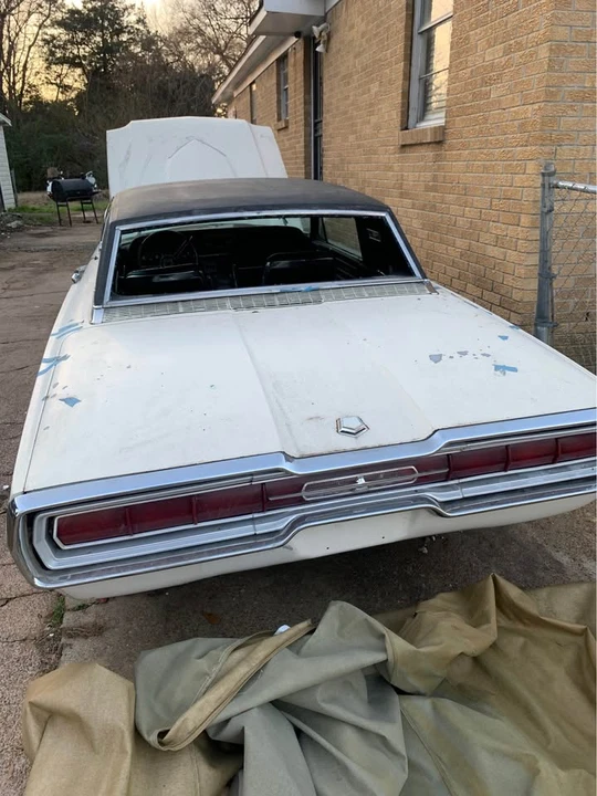 1966 Ford Thunderbird 4th Gen - Image 4 of 14