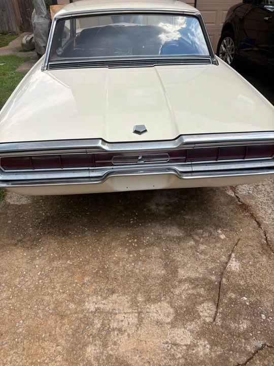1966 Ford Thunderbird 4th Gen - Image 9 of 11