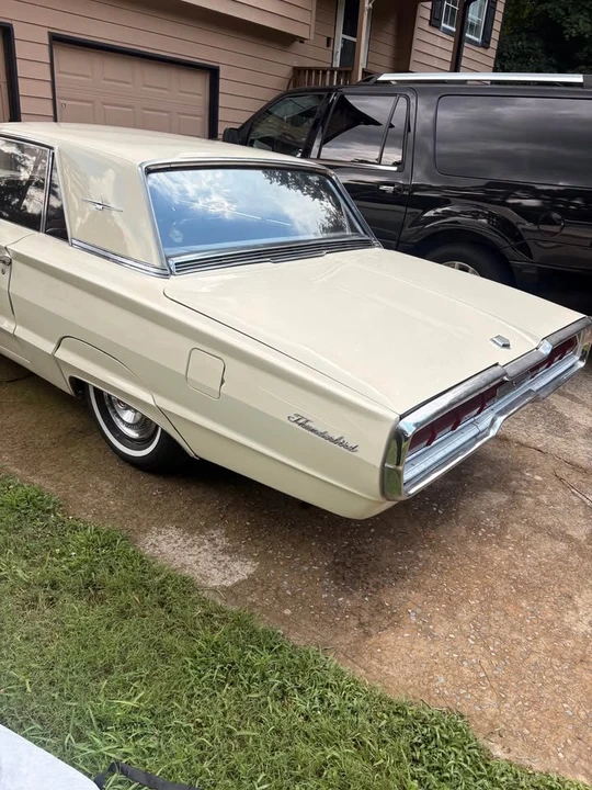 1966 Ford Thunderbird 4th Gen - Image 8 of 11