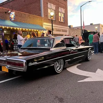 1966 Ford Thunderbird Coupe 2D