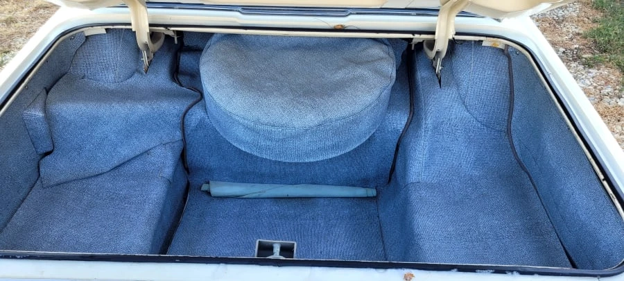 1966 Ford Thunderbird 4th Gen - Image 12 of 12