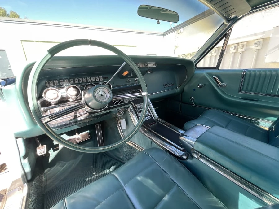 1966 Ford Thunderbird 4th Gen - Image 4 of 5