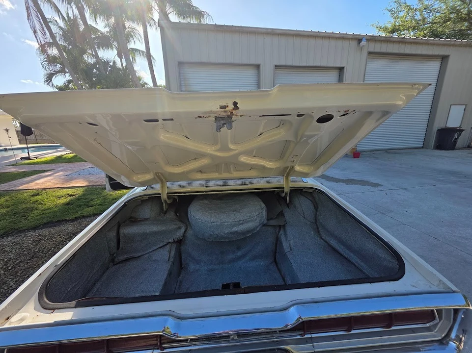 1966 Ford Thunderbird 4th Gen - Image 11 of 21