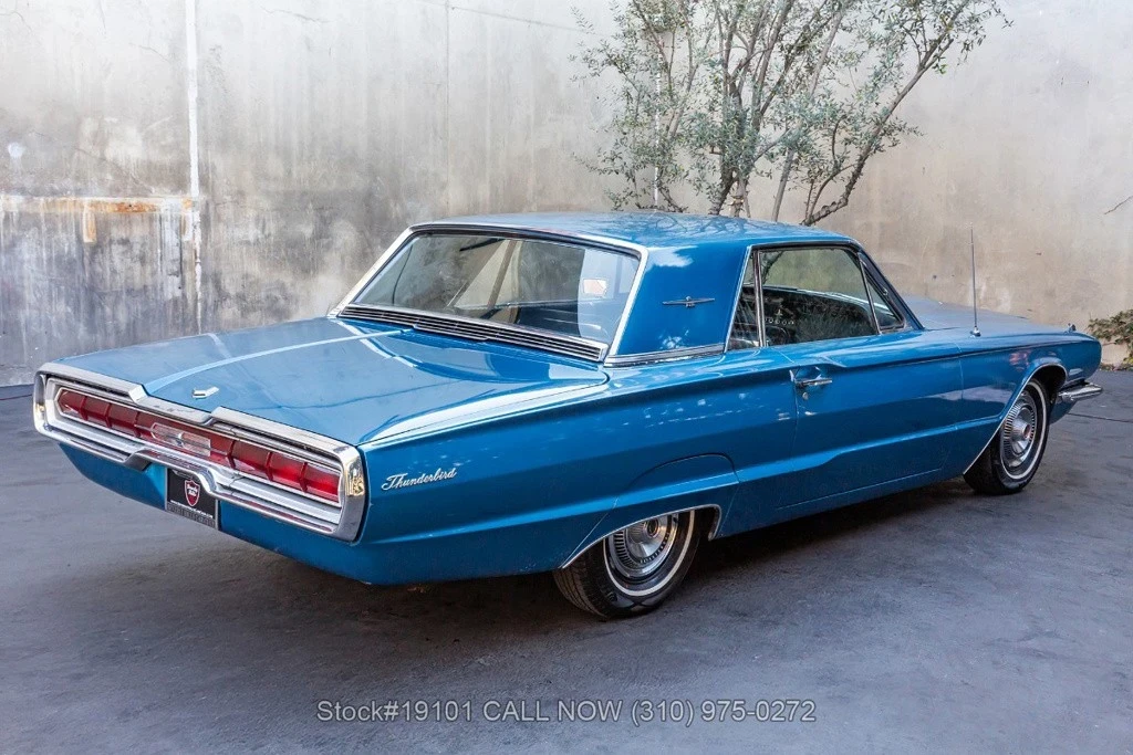 1966 Ford Thunderbird 4th Gen - Image 5 of 12