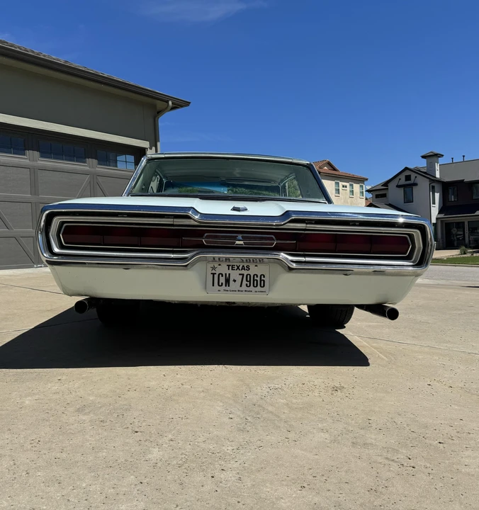 1966 Ford Thunderbird 4th Gen - Image 9 of 31