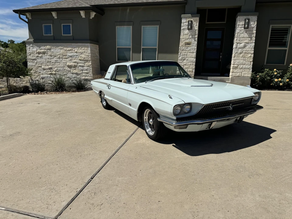 1966 Ford Thunderbird 4th Gen - Image 15 of 31