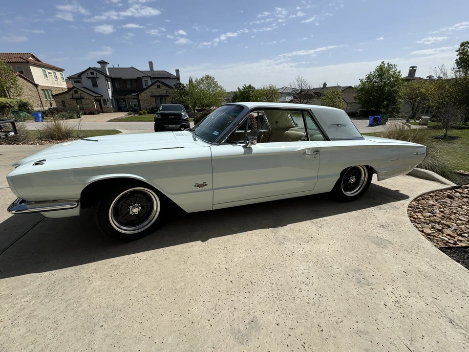 1966 Ford Thunderbird 4th Gen - Image 18 of 31