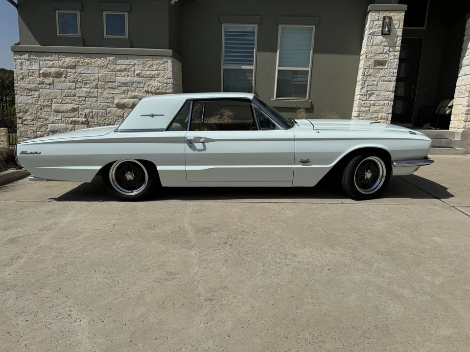 1966 Ford Thunderbird 4th Gen - Image 13 of 31